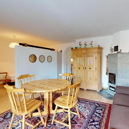 Apartamento Pinellas 65 Celerina/Schlarigna